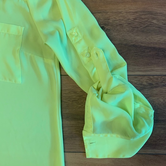 Express— Sheer Lime Green, Long Sleeve Blouse - Picture 3 of 6